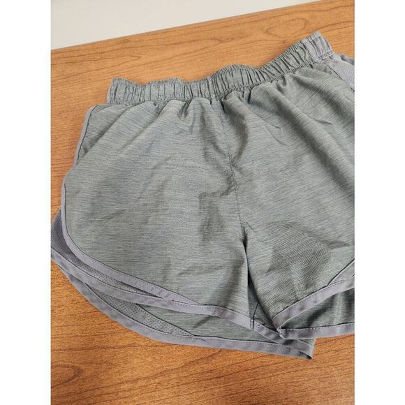 Nike SMALL grey Dri-fit shorts. Fully lined - Picture 3 of 8